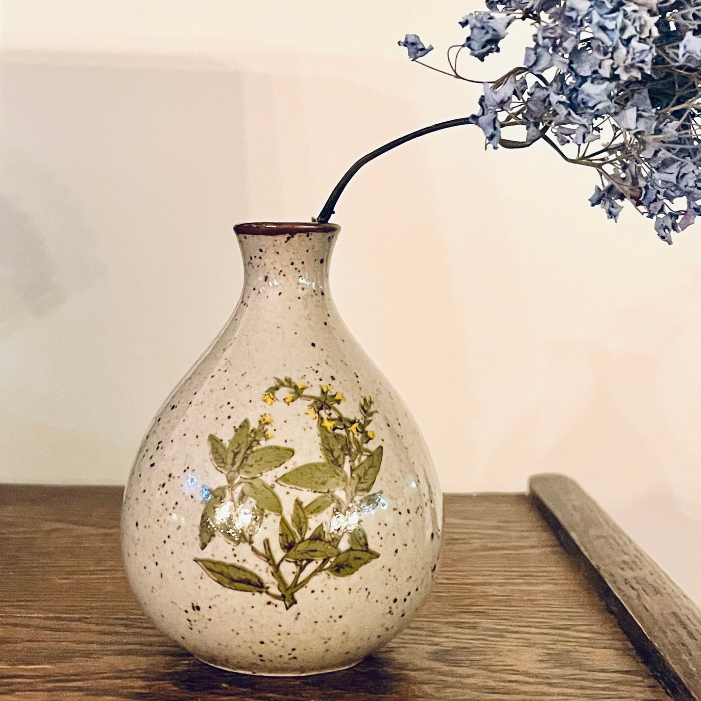 Vintage Vase (Speckled Stoneware)