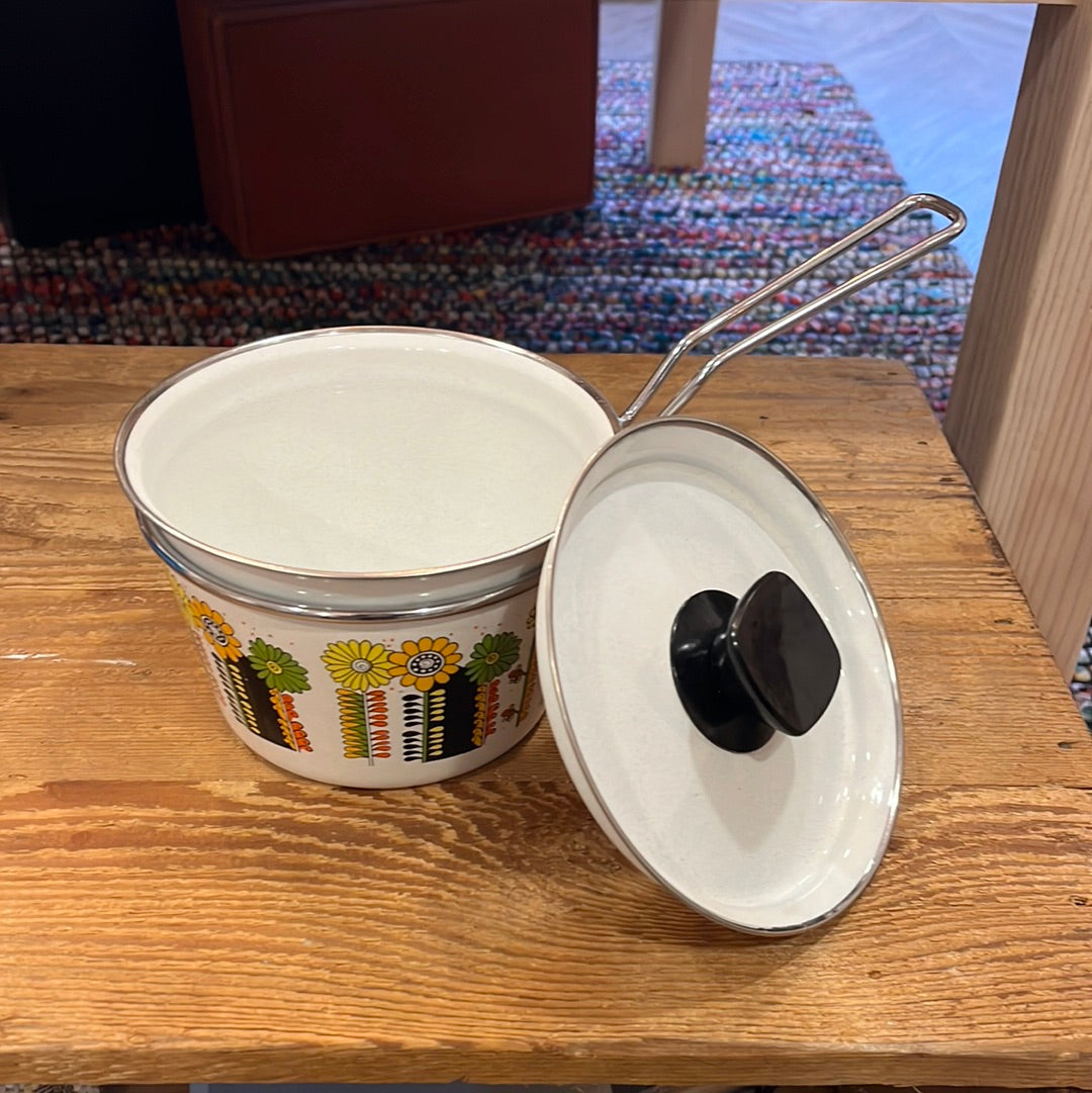 Floral Enamel Cookware (Vintage)