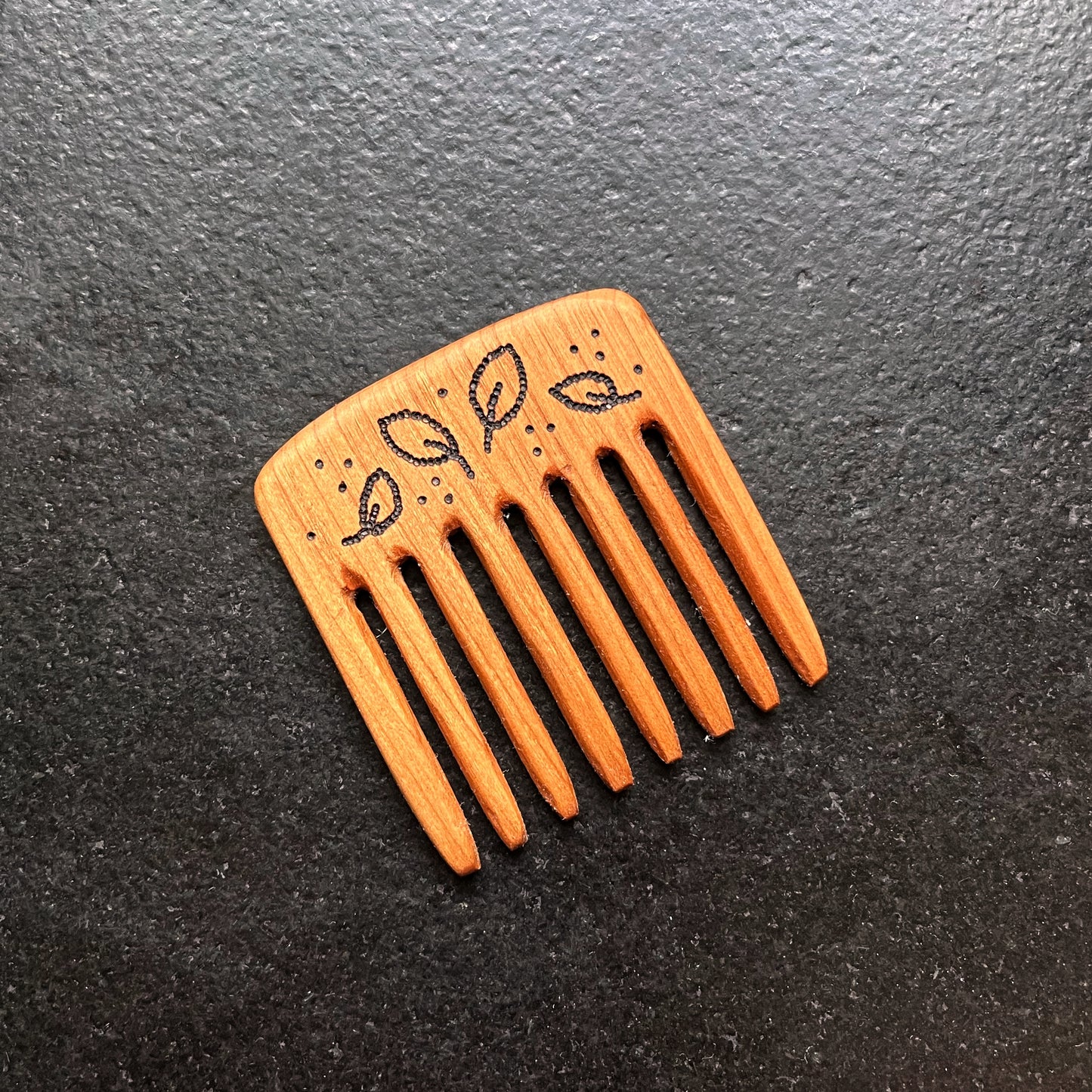 Hair Comb (Cherry)
